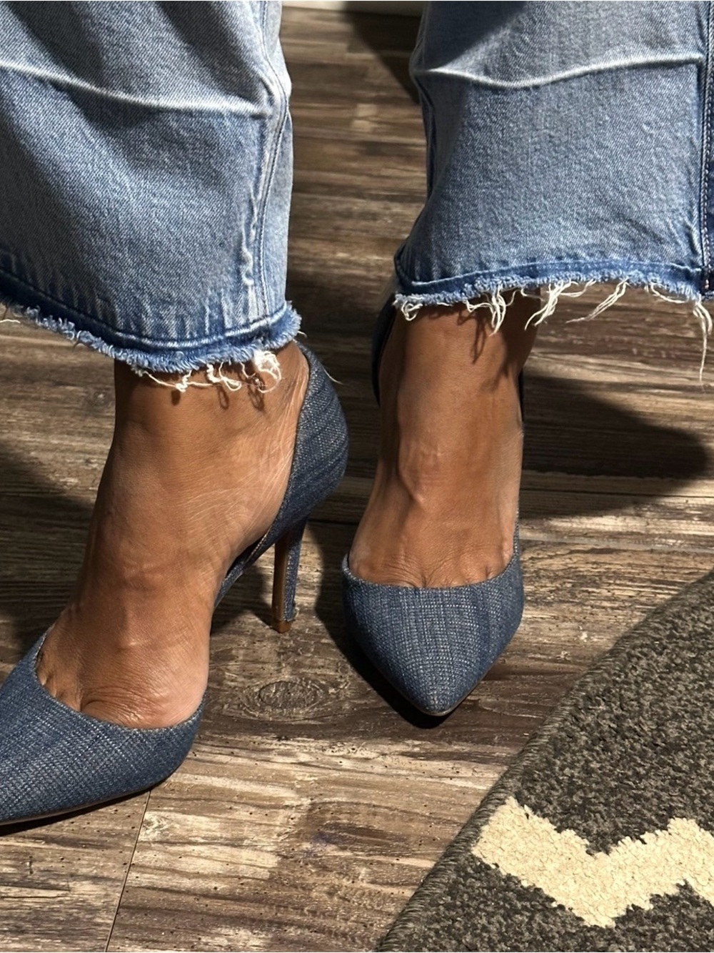 Jessica Simpson Denim Blue Pointed Toe Pumps - Picture 3 of 3